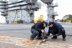 中國(guó)能自行研發(fā)航母攔阻索--小小鋼絲繩